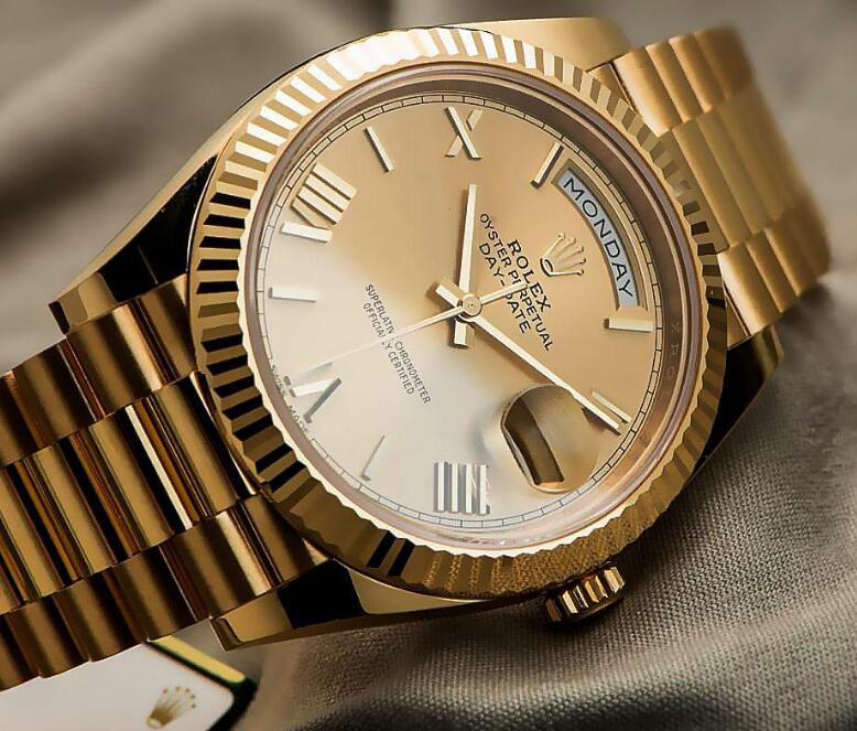 Made by the gold, Rolex Day-Date looks precious and luxurious.