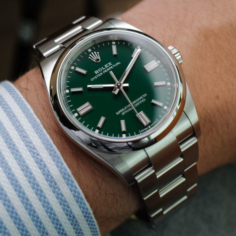 The 41 mm Rolex Oyster Perpetual fake watches are good choices for men.